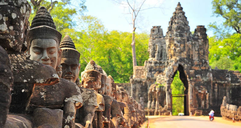 Best time to visit Angkor Wat temple